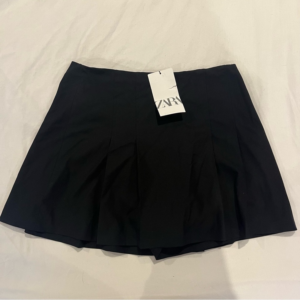 Black Zara Skirt- NWT